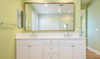 2580 Peterson Creek Dr, Santa Rosa, CA 95403