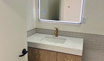 2320 W Main St 4, Bozeman, MT 59718