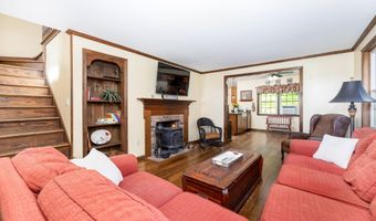 26 Skyview Ter, Bristol, CT 06010