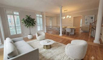 2229 OAK Ct N, Arlington, VA 22209