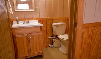 198 W Lake Dr, Arlington, SD 57212
