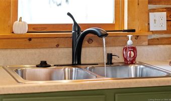 10510 Deer Dr, Birdseye, IN 47513