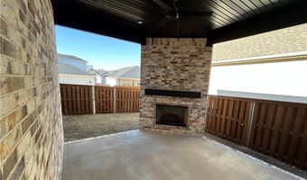 6206 SW Luna Ln, Bentonville, AR 72713
