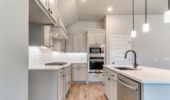 913 SW 141st St, Oklahoma City, OK 73170