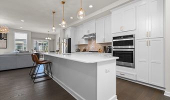 2949 Aughton Rd, Ann Arbor, MI 48105
