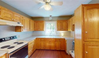 25 Phillip St, Coventry, RI 02816