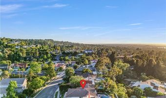 5215 E Rolling Hills Dr, Anaheim, CA 92807