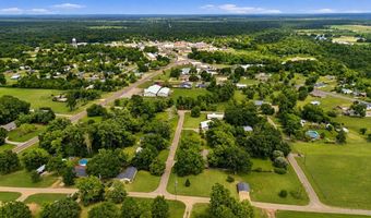 150 West St, Alto, TX 75925