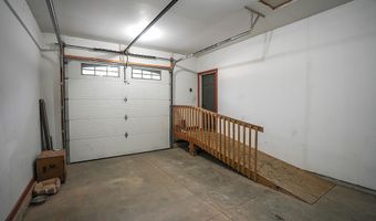 617 B Ave E, Albia, IA 52531