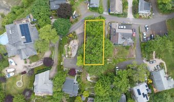 120 Highland Ave, Branford, CT 06405