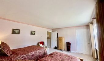 4 Bow Center Rd Unit B2, Bow, NH 03304