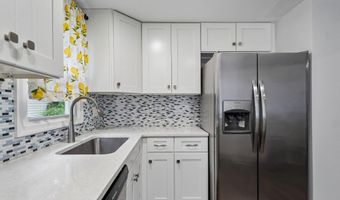 8615 MYRTLE Ave, Bowie, MD 20715