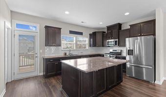 801 Grafton Peak Ln, Apex, NC 27523