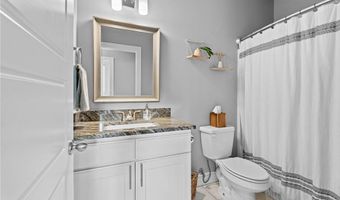 68 Elizabeth Dr, Bella Vista, AR 72715
