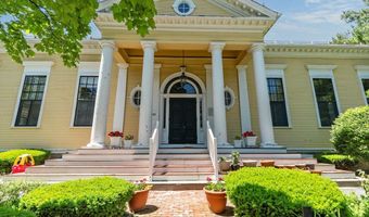 35 Nonantum St C, Boston, MA 02135