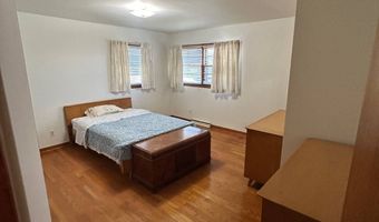 13 Chopin Pkwy, Amsterdam, NY 12010