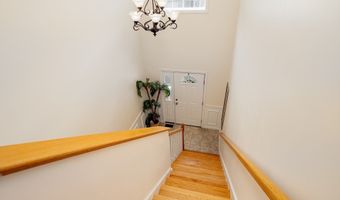 8 Alden Dr 8, Berlin, MA 01503