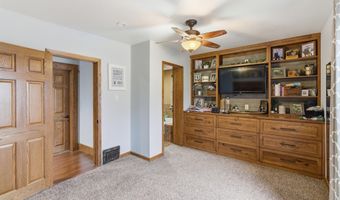 136 1st Ave, Alden, MN 56009