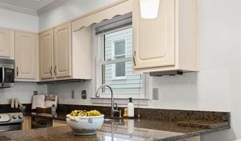 310 Somerlane Pl, Avondale Estates, GA 30002