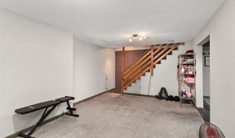 1422 Alderwood Dr, Altoona, IA 50009
