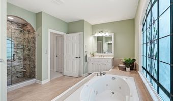 312 Aberdeen Ln, Aurora, OH 44202