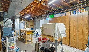 3621 Valley Rd, Casper, WY 82604