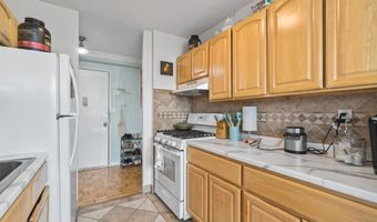 1225 KENNEDY Blvd 1D, Bayonne, NJ 07002