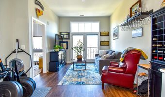 989 S BUCHANAN St 416, Arlington, VA 22204