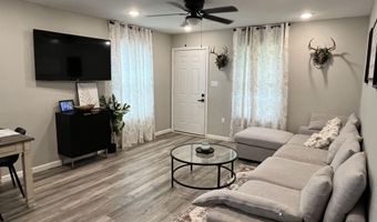 1733 Caddo St, Arkadelphia, AR 71923