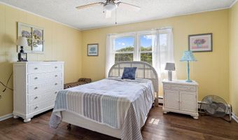 1041 Bayview Ave, Bayville, NJ 08721