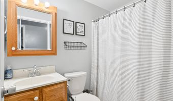 305 E North St, Anna, OH 45302