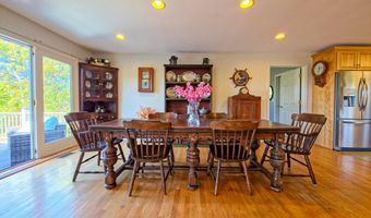 4 Mainstay Ln, Bourne, MA 02532