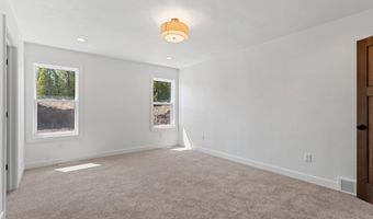 625 KIRKLAND Ave, Algoma, WI 54201