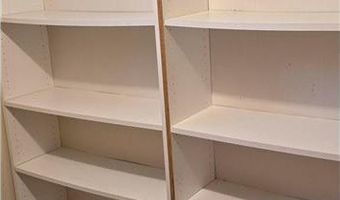 309 5th St SW, Austin, MN 55912