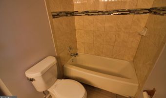 5901 SAINT GILES Way, Alexandria, VA 22315