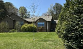267 Back 9 Dr, Baneberry, TN 37890