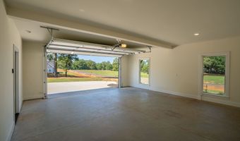 117 Oak Terrace Dr, Baldwin, GA 30511