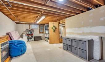 23 Pelican Dr, Bayville, NJ 08721