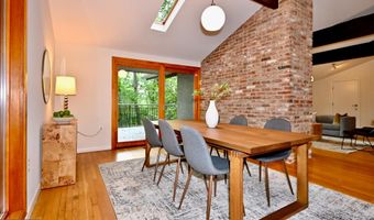 7019 MACARTHUR Blvd, Bethesda, MD 20816