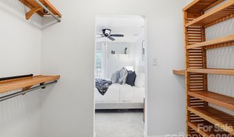 1616 Flynnwood Dr F, Charlotte, NC 28205