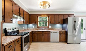 2707 Oakwood Dr, Bardstown, KY 40004