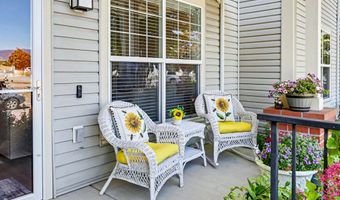 818 Pavilion Pl, Ashland, OR 97520