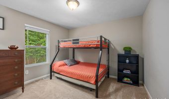 9231 Trafalgar Dr SE, Alto, MI 49302