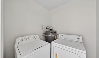 2702 Alicialynn Way D, Las Vegas, NV 89121