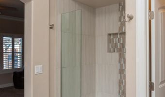 1384 Springfield St, Artesia, NM 88210