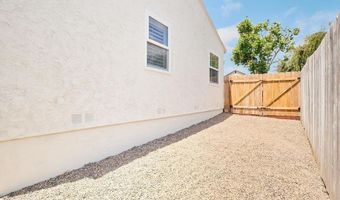 1713 Stewart St, Oceanside, CA 92054