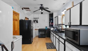 1527 N Harrison St, Algonquin, IL 60102