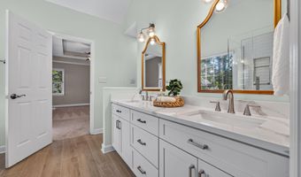2411 Fordcrest Dr, Apex, NC 27502