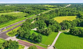 13901 Leavenworth Rd, Basehor, KS 66007