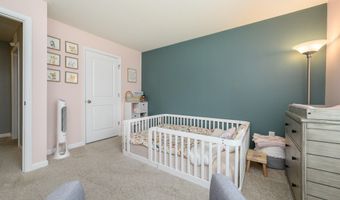 15 Half Hitch Rd, Barnegat, NJ 08005